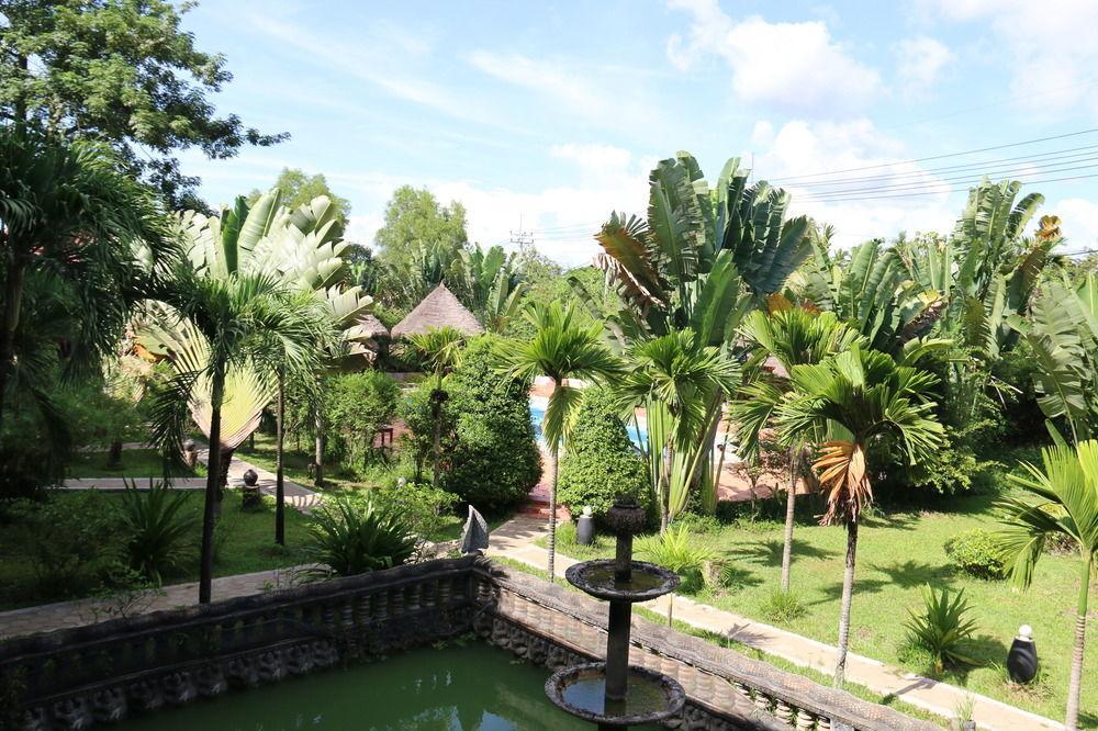 Angkor Spirit Palace Siem Reap Luaran gambar